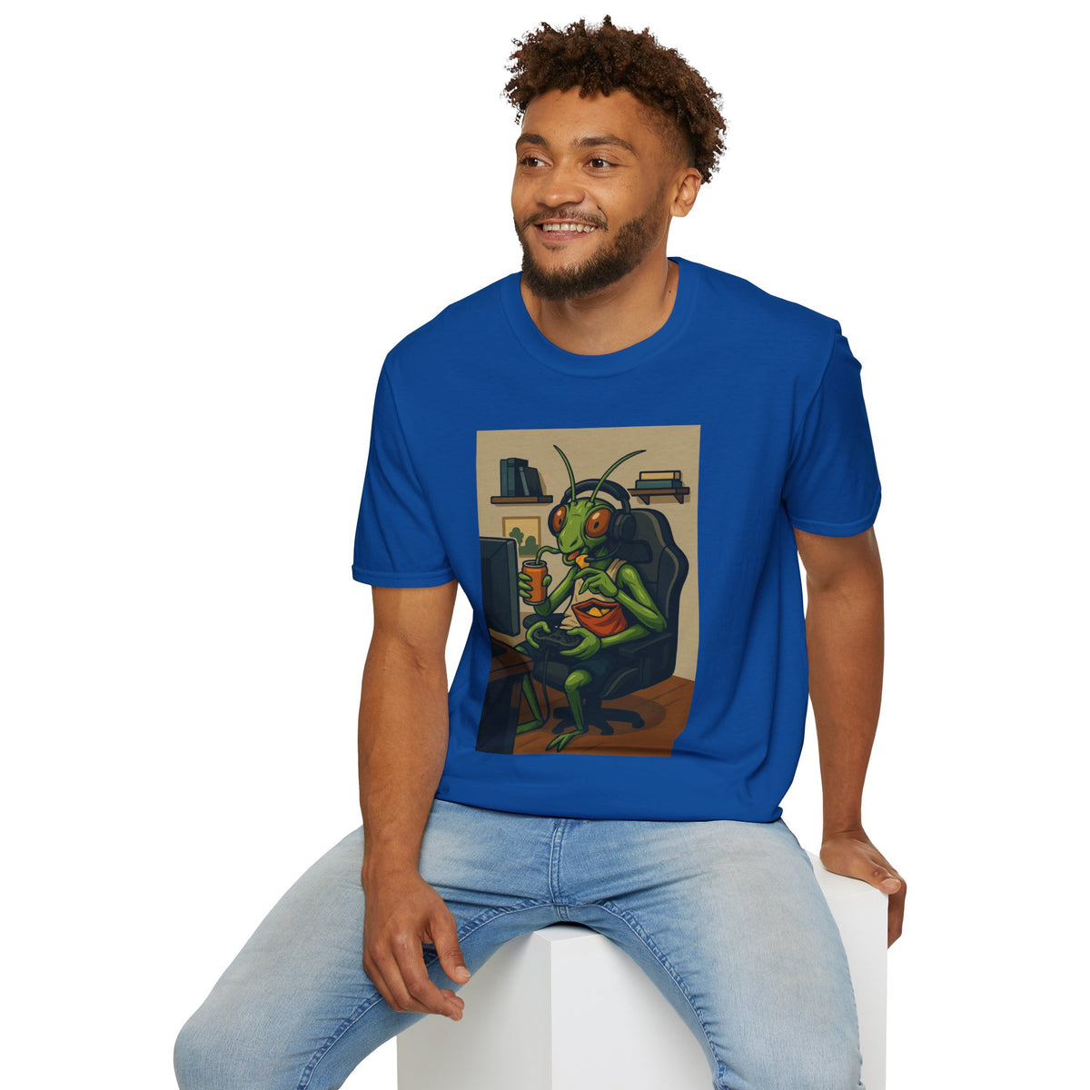 Praying Mantis Gamer T-Shirt