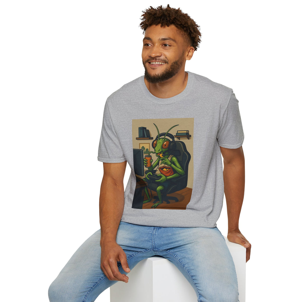 Praying Mantis Gamer T-Shirt